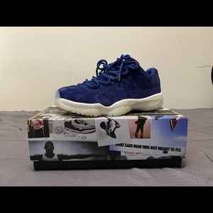 Jordan 11s Low “Derek Jeter’s” Size 9 DEADSTOCK